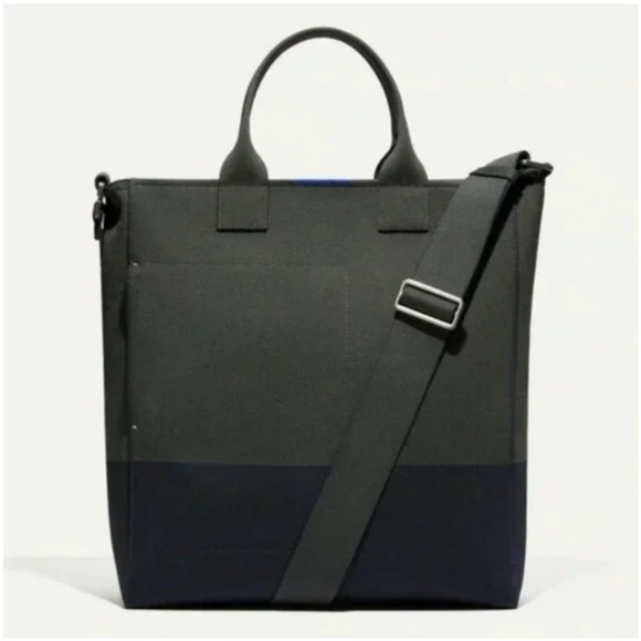 Rothy’s Travel CarryAll Bag